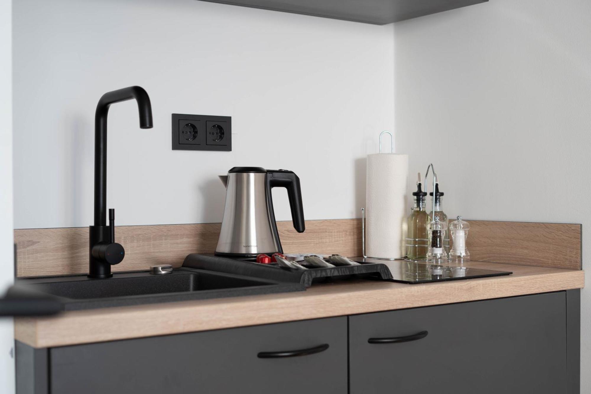 Central Bonn Apartments I Private Parking I Home2Share المظهر الخارجي الصورة